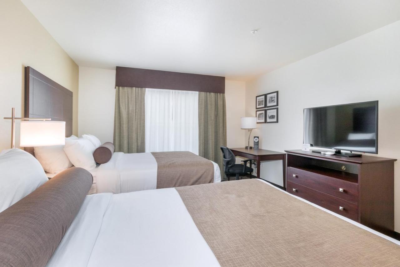 Cobblestone Inn & Suites Fairfield Bay 外观 照片
